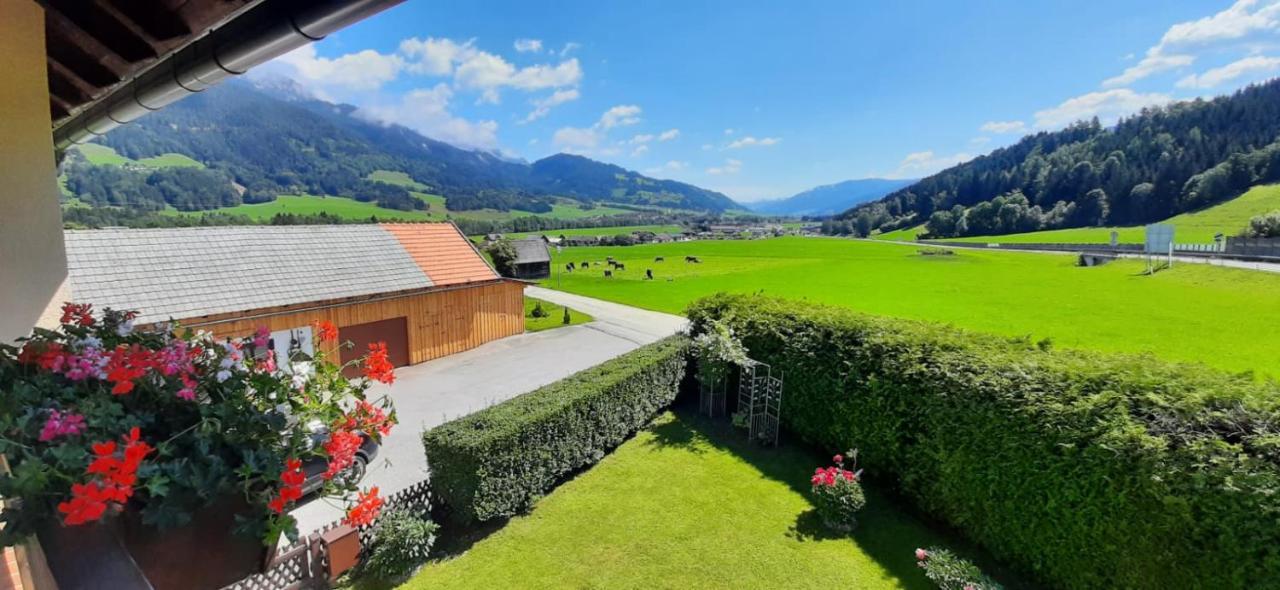 Appartment Luki Haus im Ennstal Exterior foto